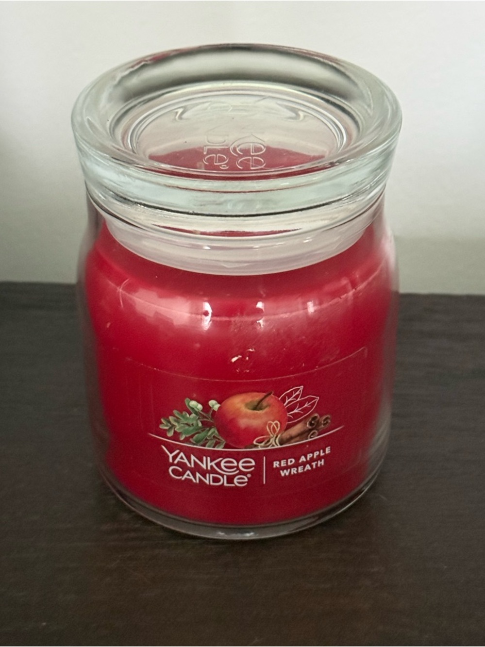 New Yankee Candle Red Apple Wreath Signature Medium Jar 13oz 2 Wick